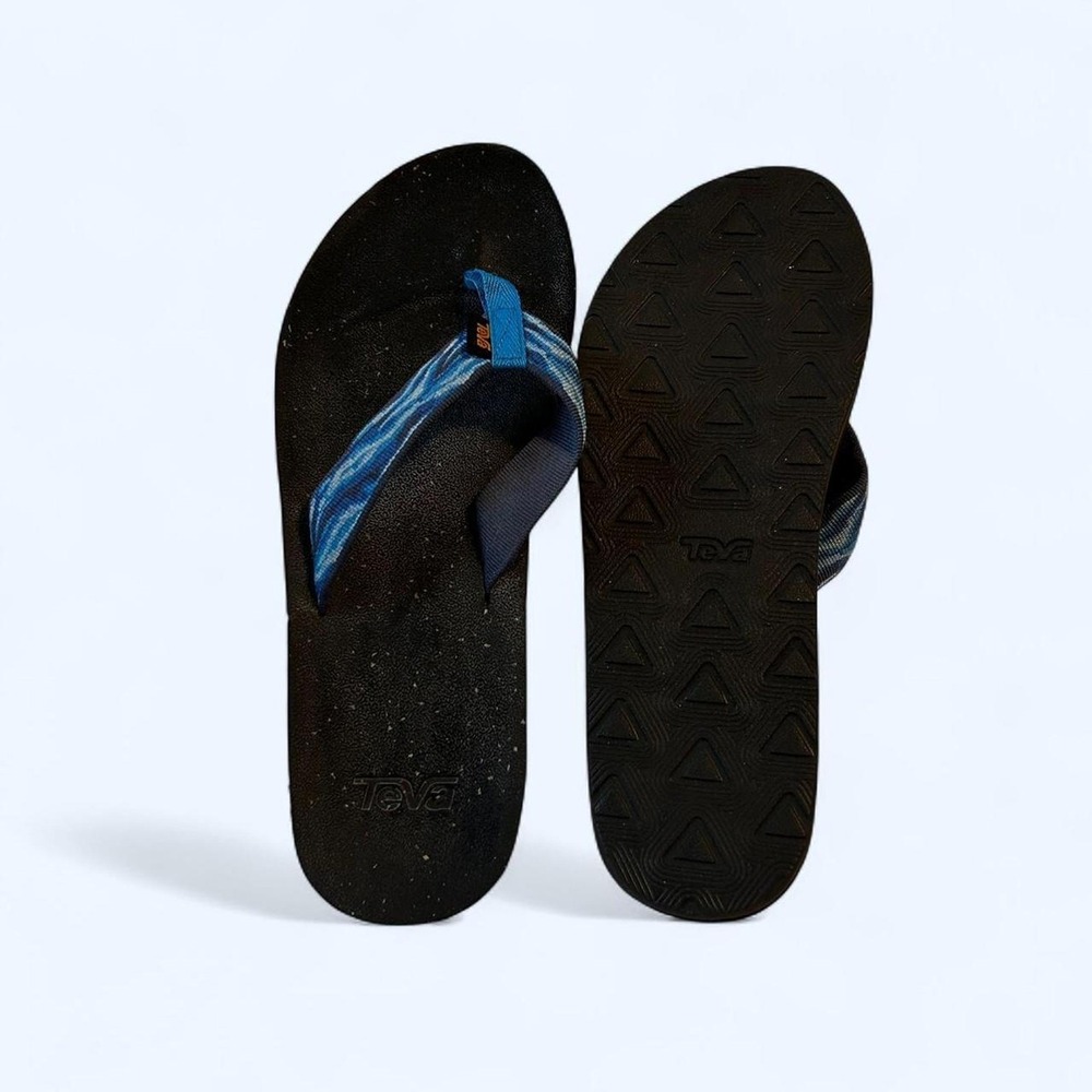 Teva‎ black and blue sandals Women's 11 New No Tags Beachy Summer vacation